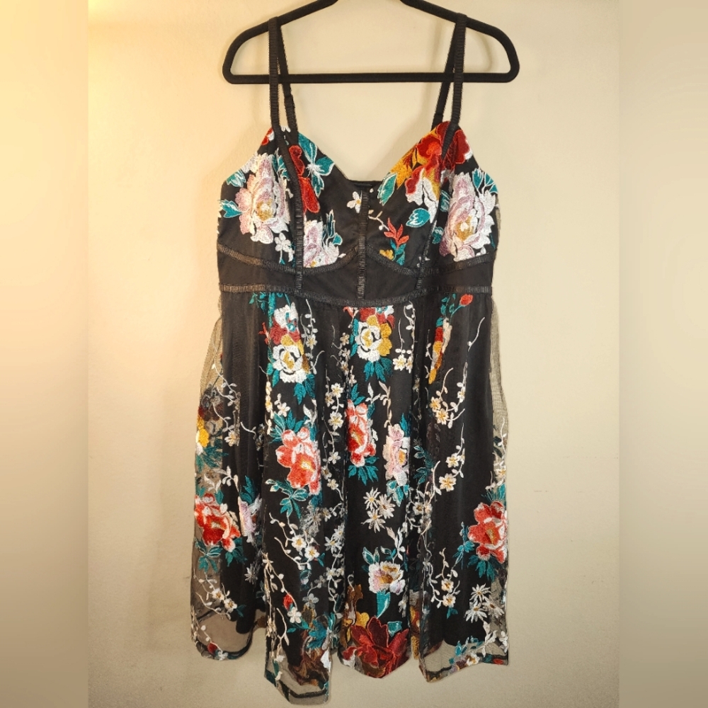 Torrid Black Floral Embroidered Midi Dress